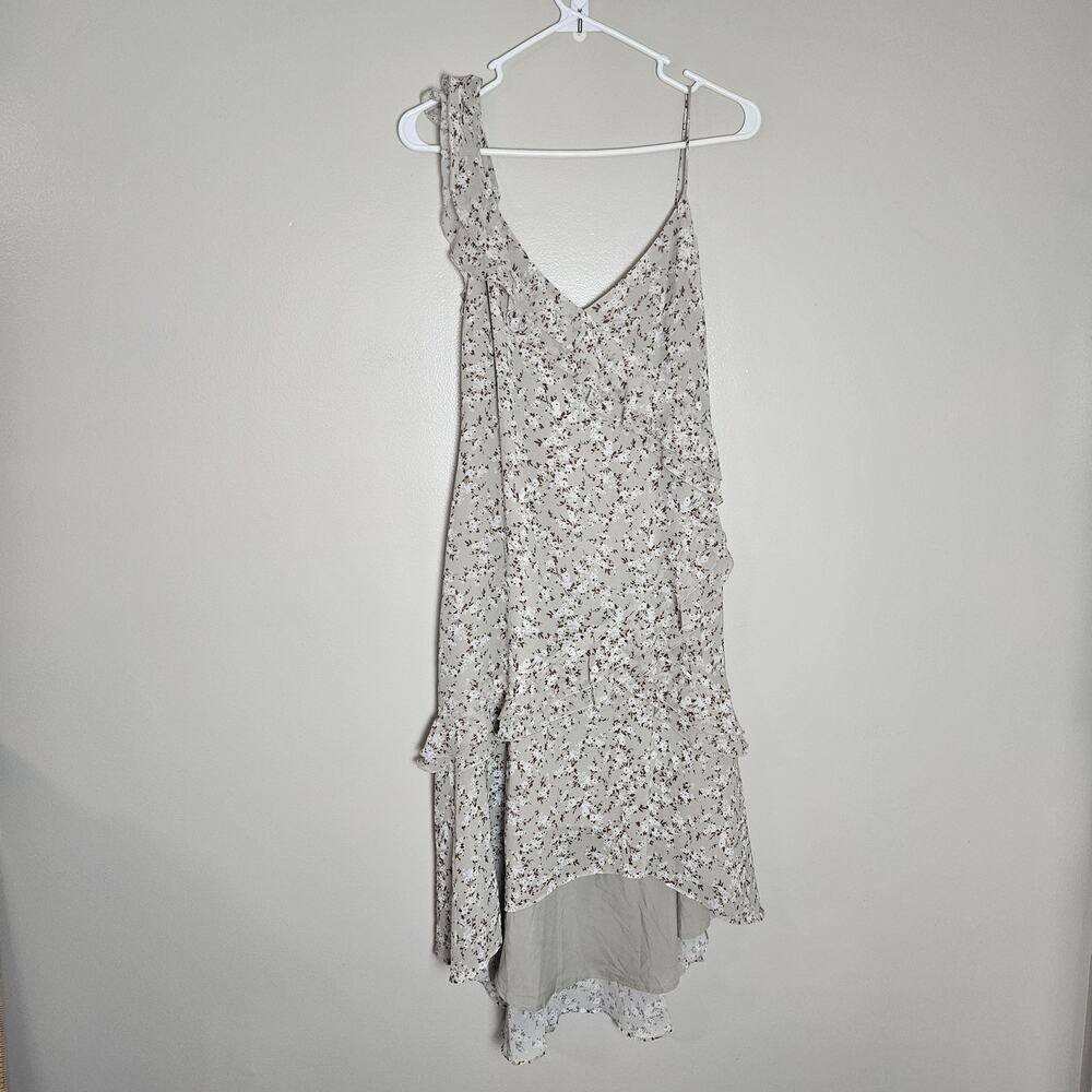 NWT Wayf Sz Medium Ruffled Sage Ditsy Print Sz Medium - Picture 3 of 14